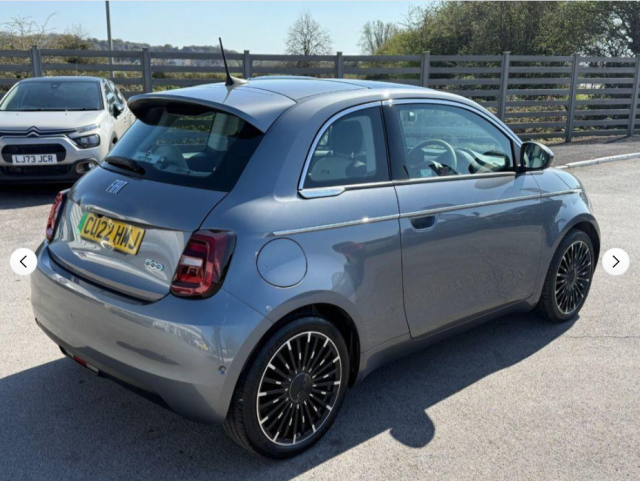 2022 Fiat 500 La Prima