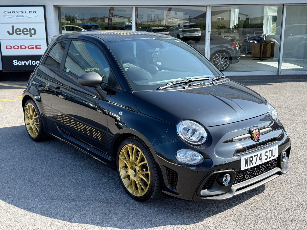 2024 Abarth 695