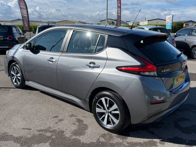 2021 Nissan Leaf Acenta