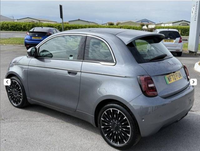 2022 Fiat 500 La Prima